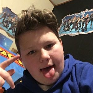 Meet your Posher, Julien